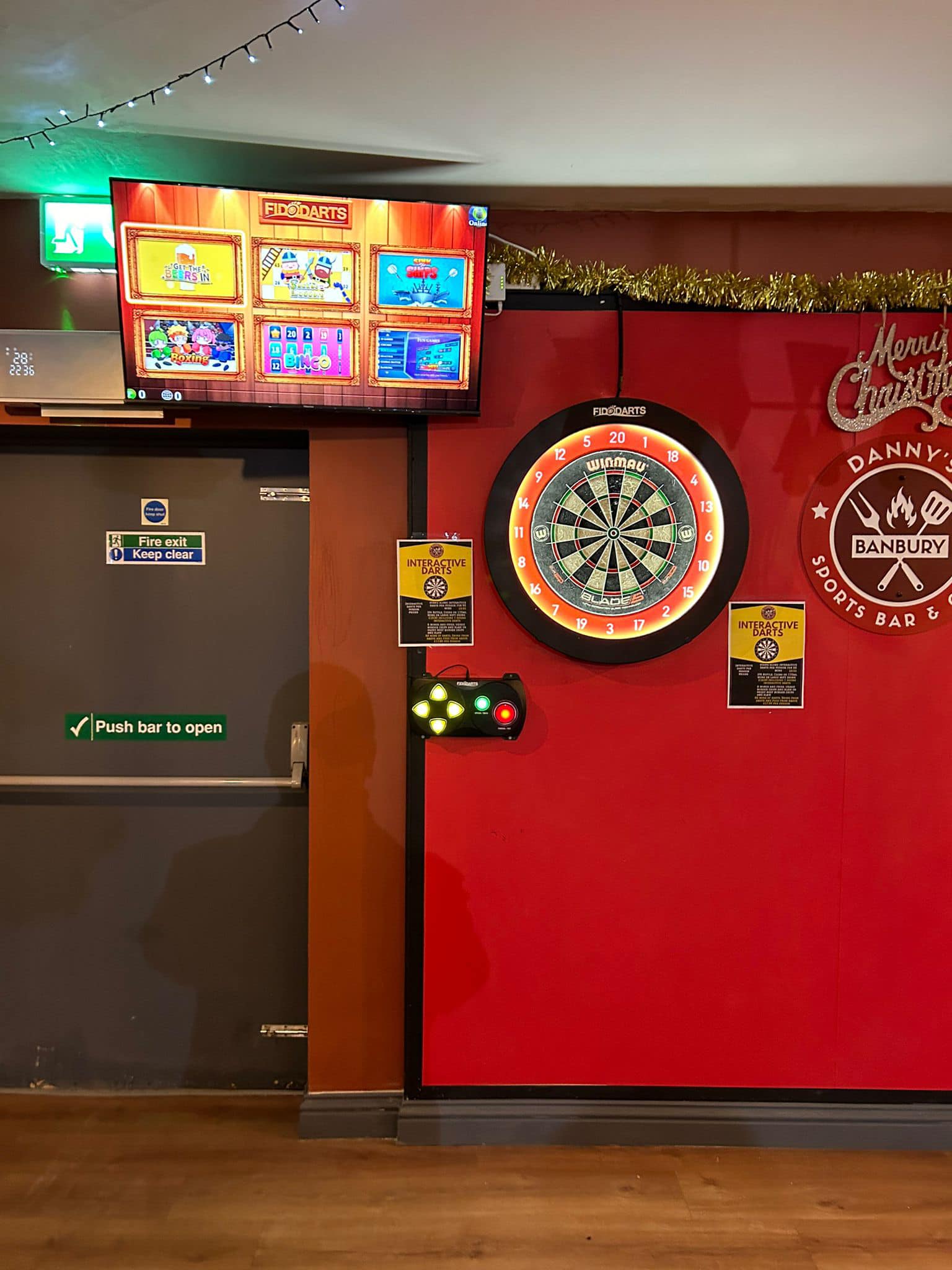 Darts Venues FIDODARTS Wall mount NV 3302P UK 15